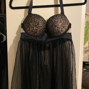 Victoria’s Secret teddy/ neglige, black, size 34C